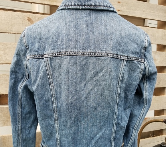 American Eagle denim jean jacket - Picture 5 of 7